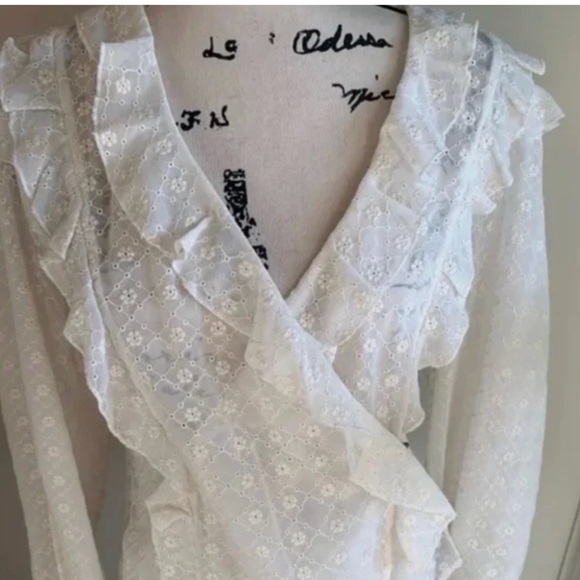 🍁 Anthropologie Cream Wrap Lace Blouse with Eyelet Fabric and Ruffle Details - Picture 2 of 4